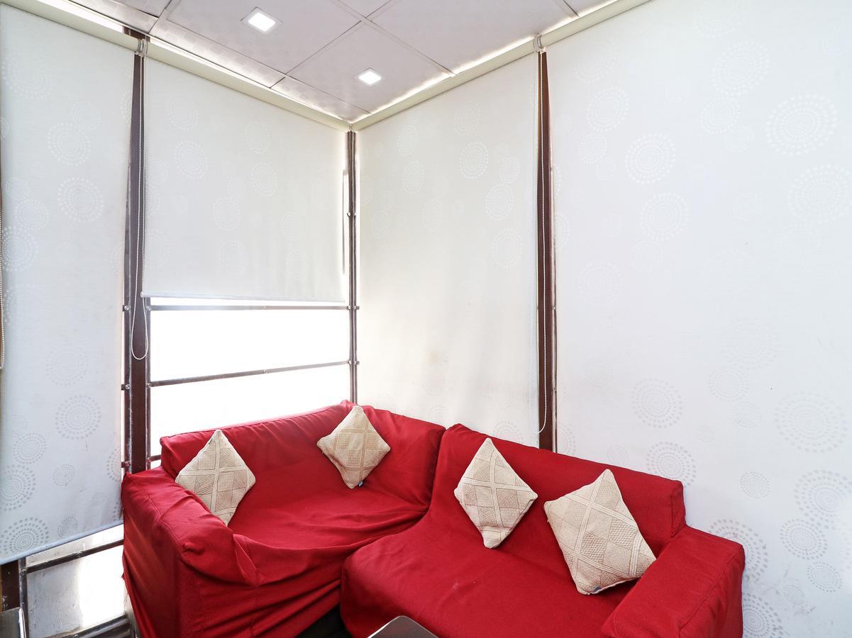 Oyo 13451 Star Corporate Avenue Hotel New Delhi Exterior photo