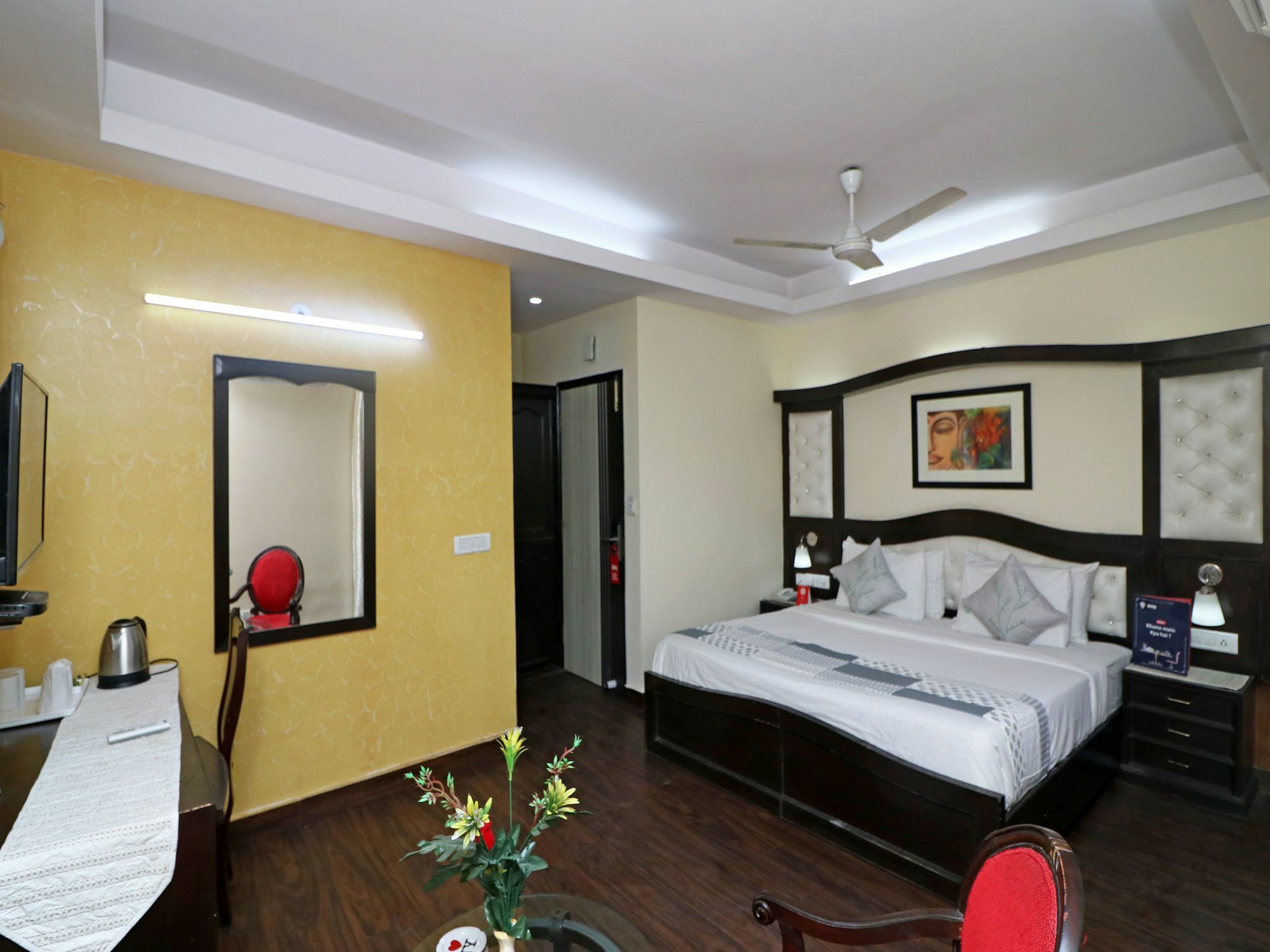 Oyo 13451 Star Corporate Avenue Hotel New Delhi Exterior photo
